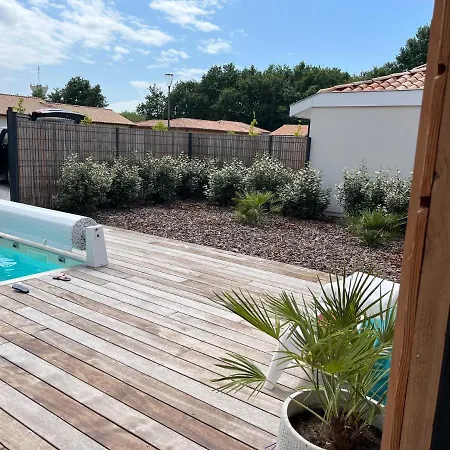 Vila Des Oliviers 8 Personnes Avec Jardin Piscine St Julien En Born Contis