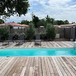 Des Oliviers 8 Personnes Avec Jardin Piscine St Julien En Born Contis סן-ז'וליין-אן-בורן